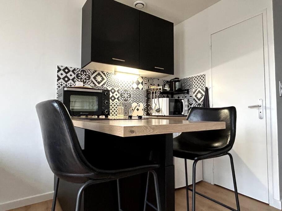 Logement Neuf - Proximite Centre Μπουρζ Εξωτερικό φωτογραφία